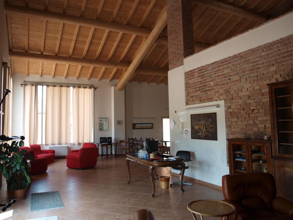 Albergue La Cascina Del Sole Rivarolo del Re ed Uniti Exterior foto