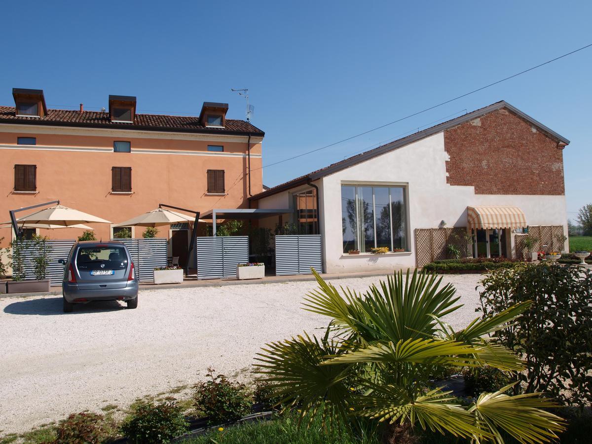Albergue La Cascina Del Sole Rivarolo del Re ed Uniti Exterior foto